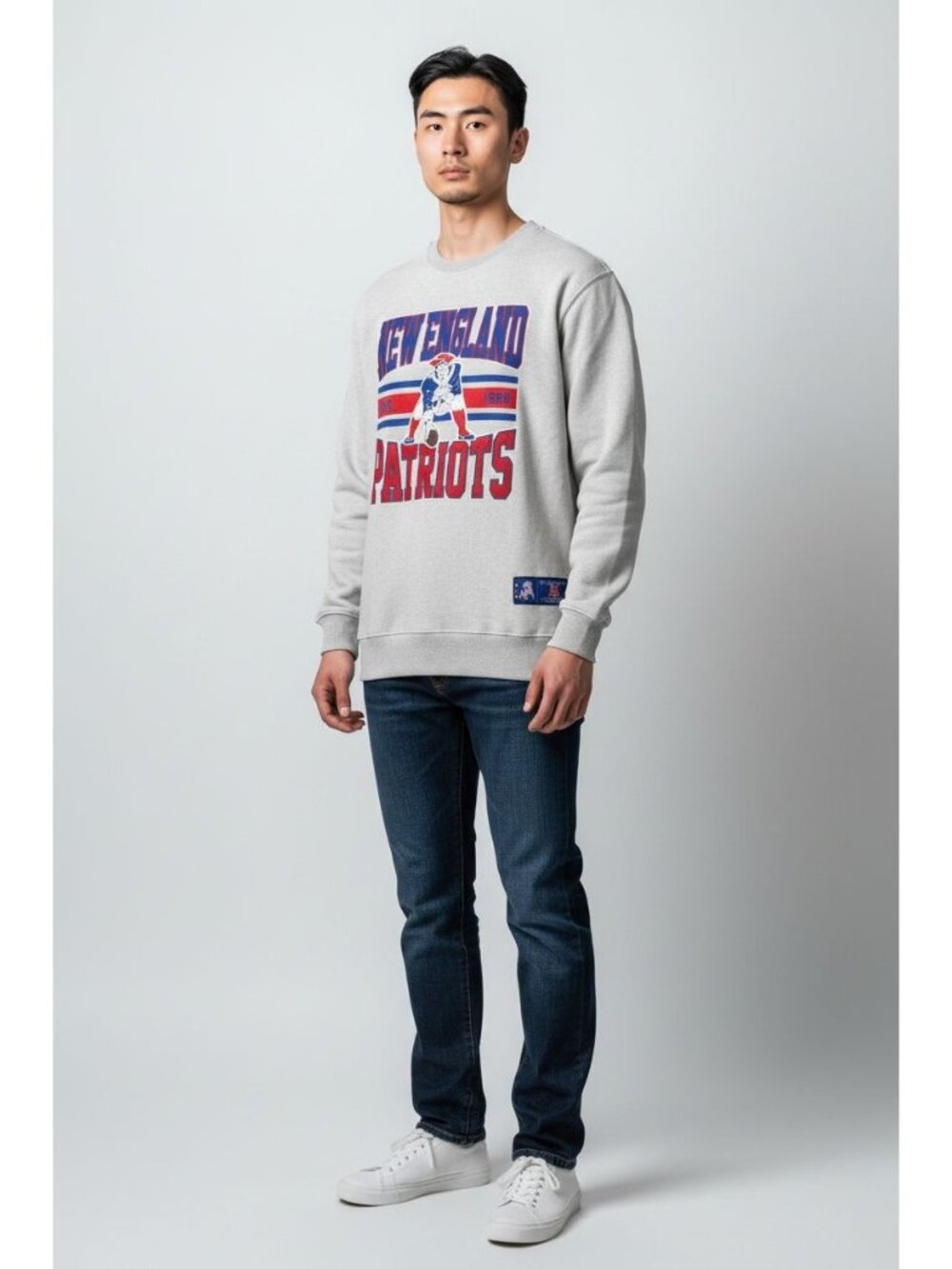 New England Patriots NFL Crewneck Pat Patriot Men’s Medium Gray Sweatshirt New
